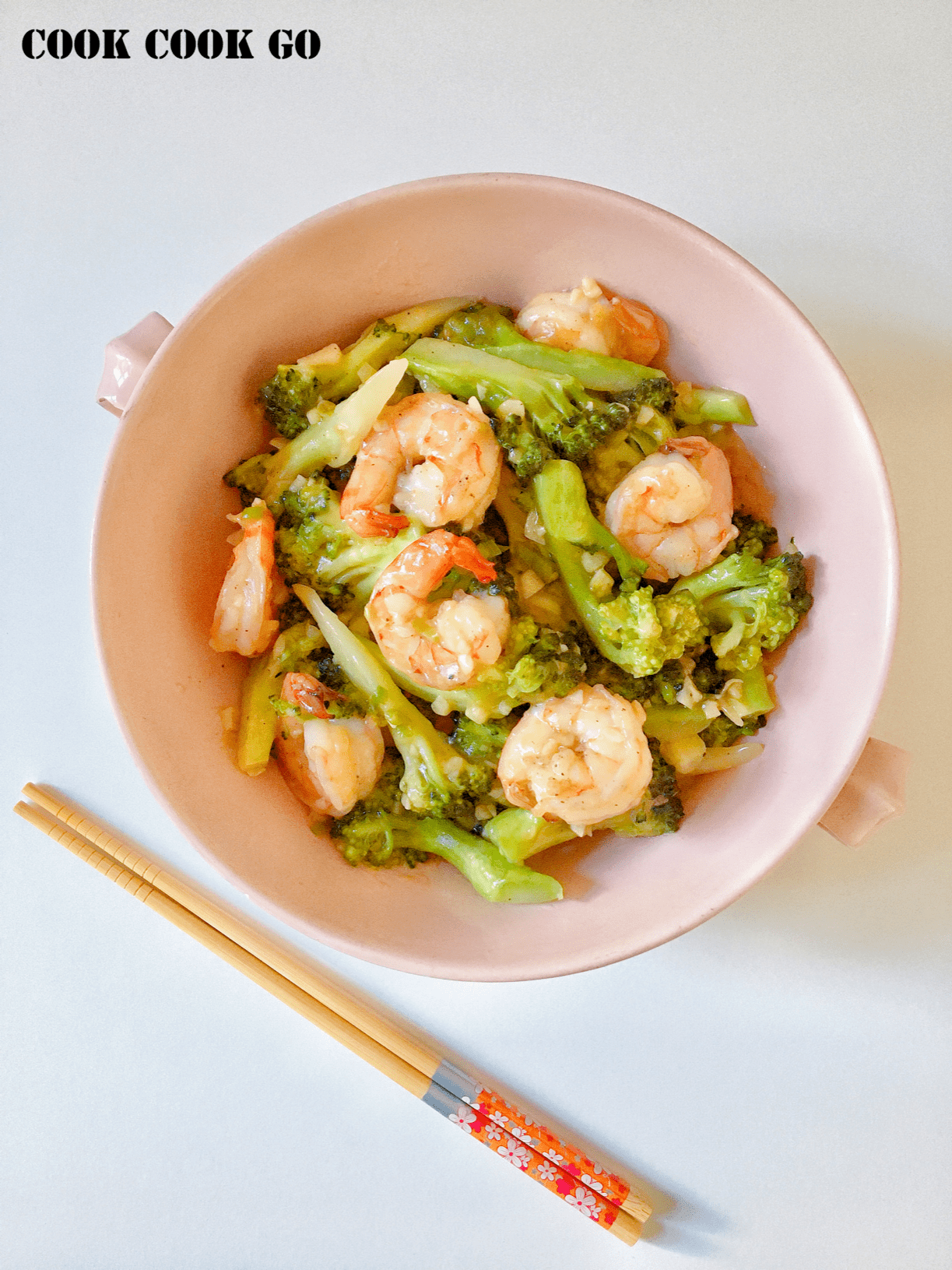 Healthy Sauteed Shrimp and Broccoli with Garlic Sauce