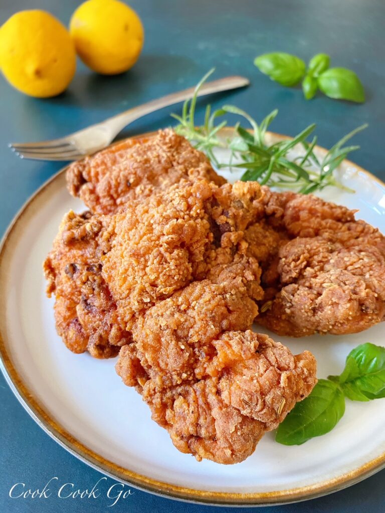 https://cookcookgo.com/wp-content/uploads/2021/05/Fried-Chicken-1-768x1024.jpg