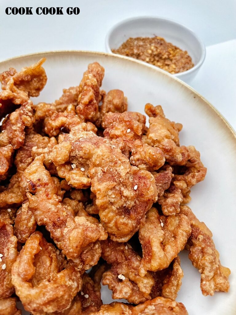 https://cookcookgo.com/wp-content/uploads/2023/03/Sichuan-Crispy-Pork-3-min-768x1024.jpg