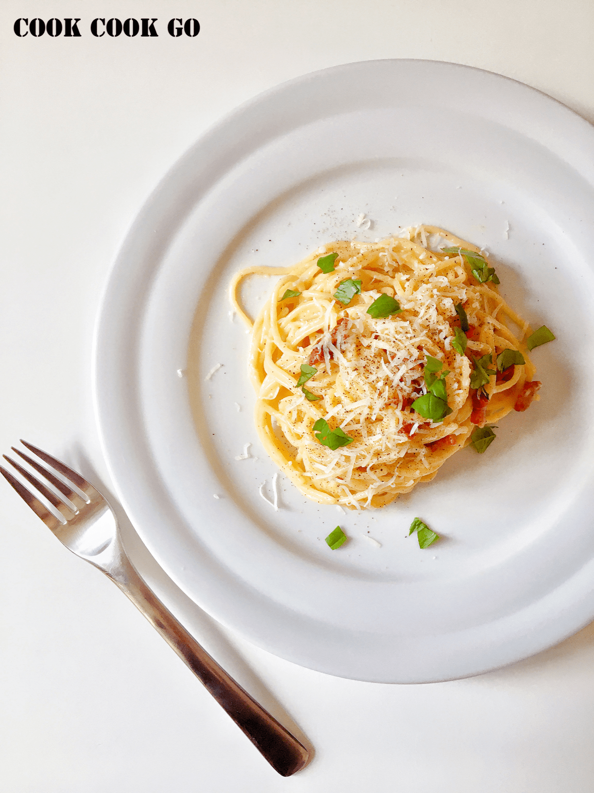 Spaghetti Carbonara med parmesanost