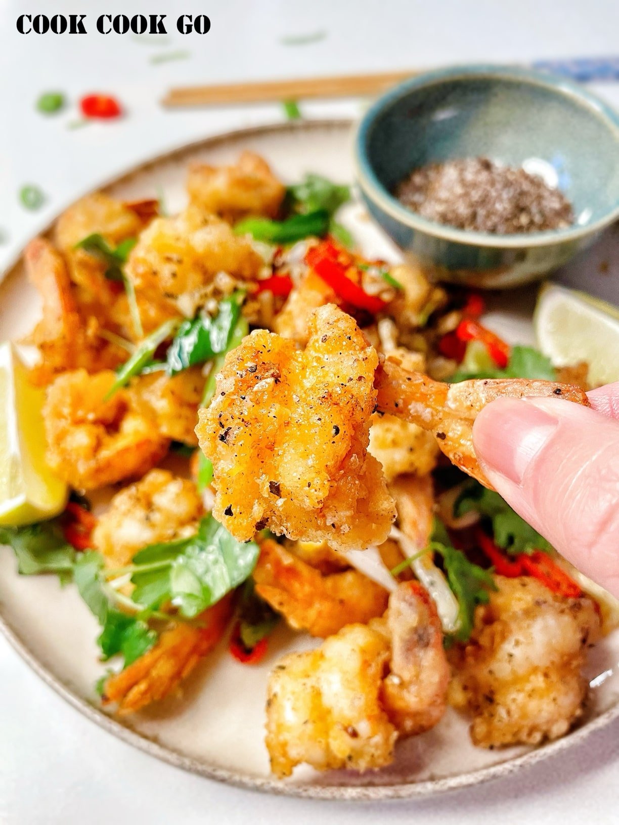 crispy shrimp with salt and pepper
