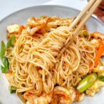 stir fry shrimp rice noodles