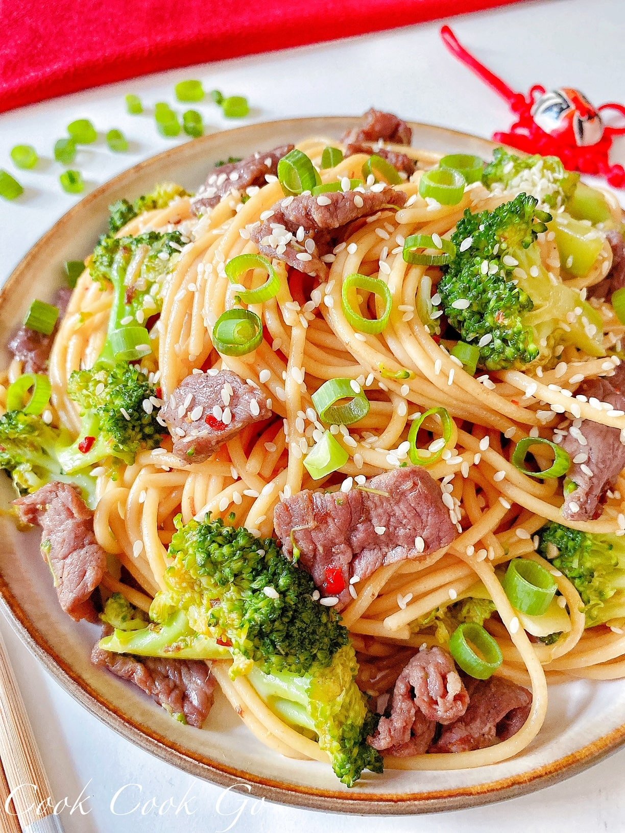 Beef Broccoli Lo Mein