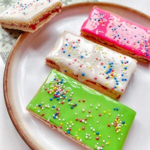 Danish raspberry bars