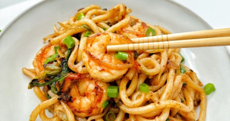 Heavenly Garlic Shrimp Udon Noodles