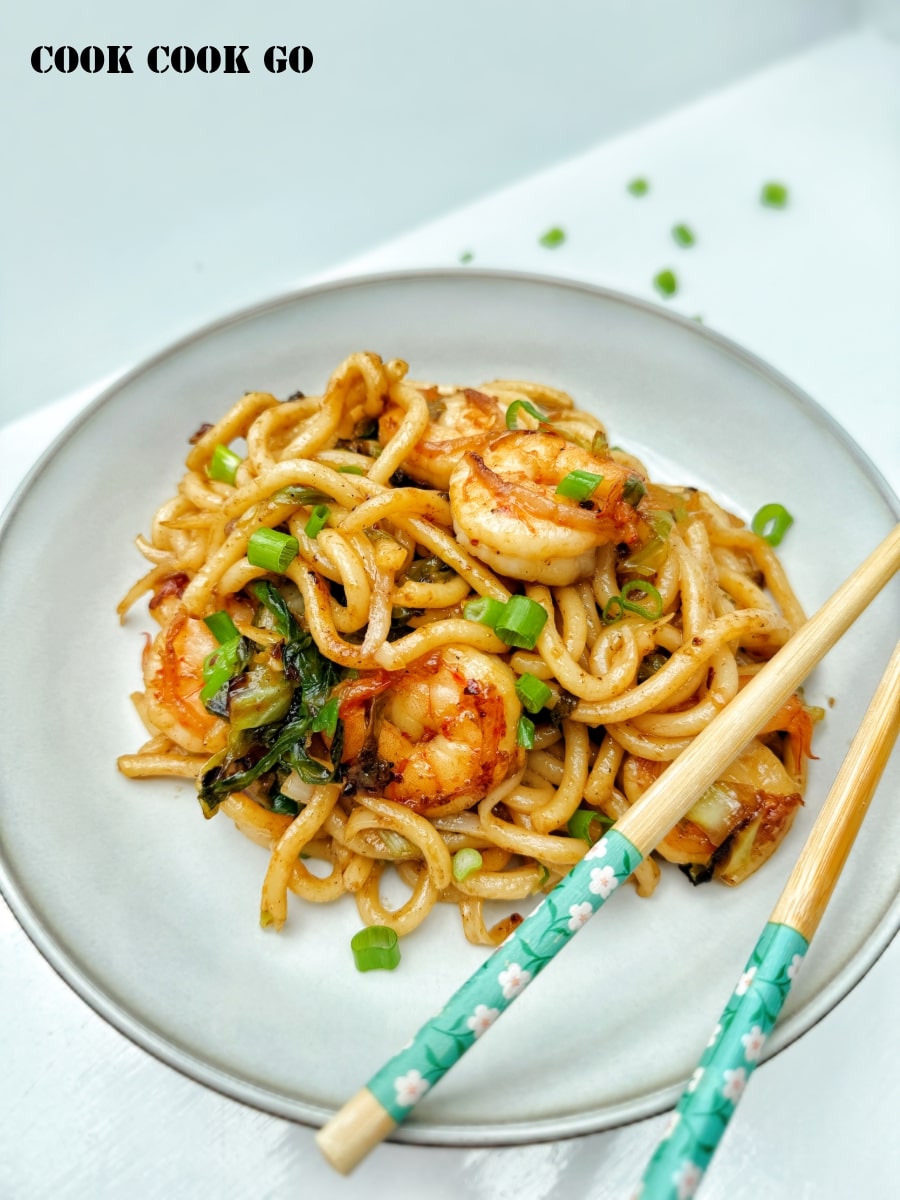 garlic udon with shrimp