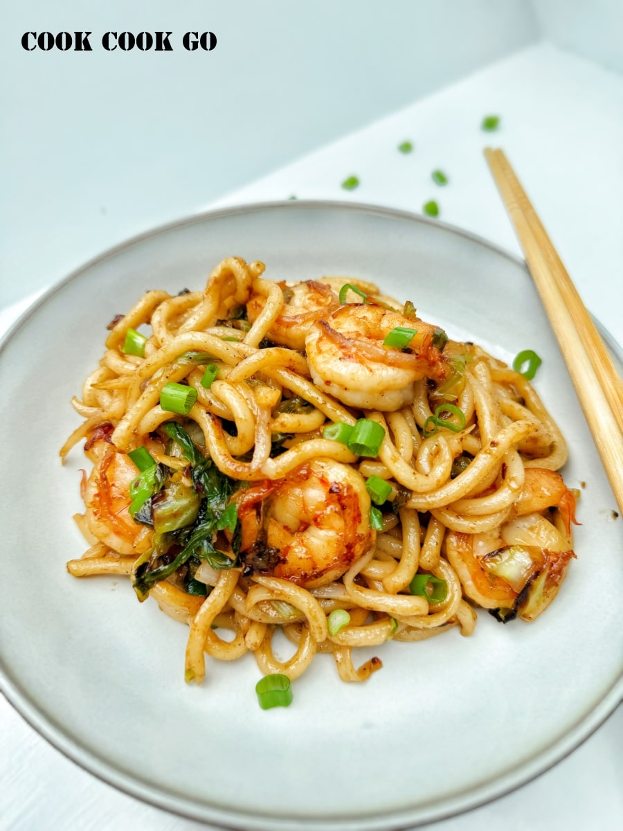healthy shrimp udon noodles