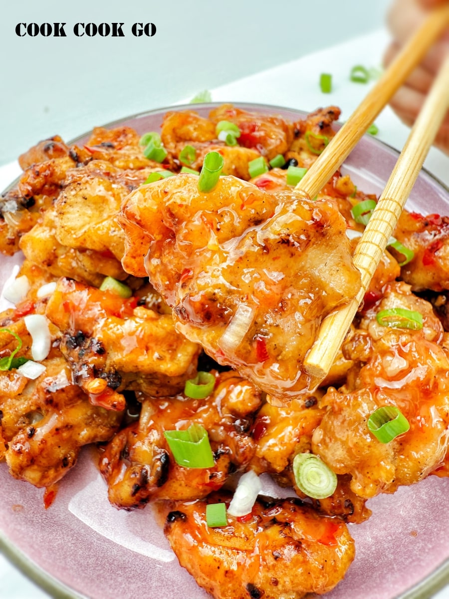 Sprødstegt kylling med sød chilisauce 