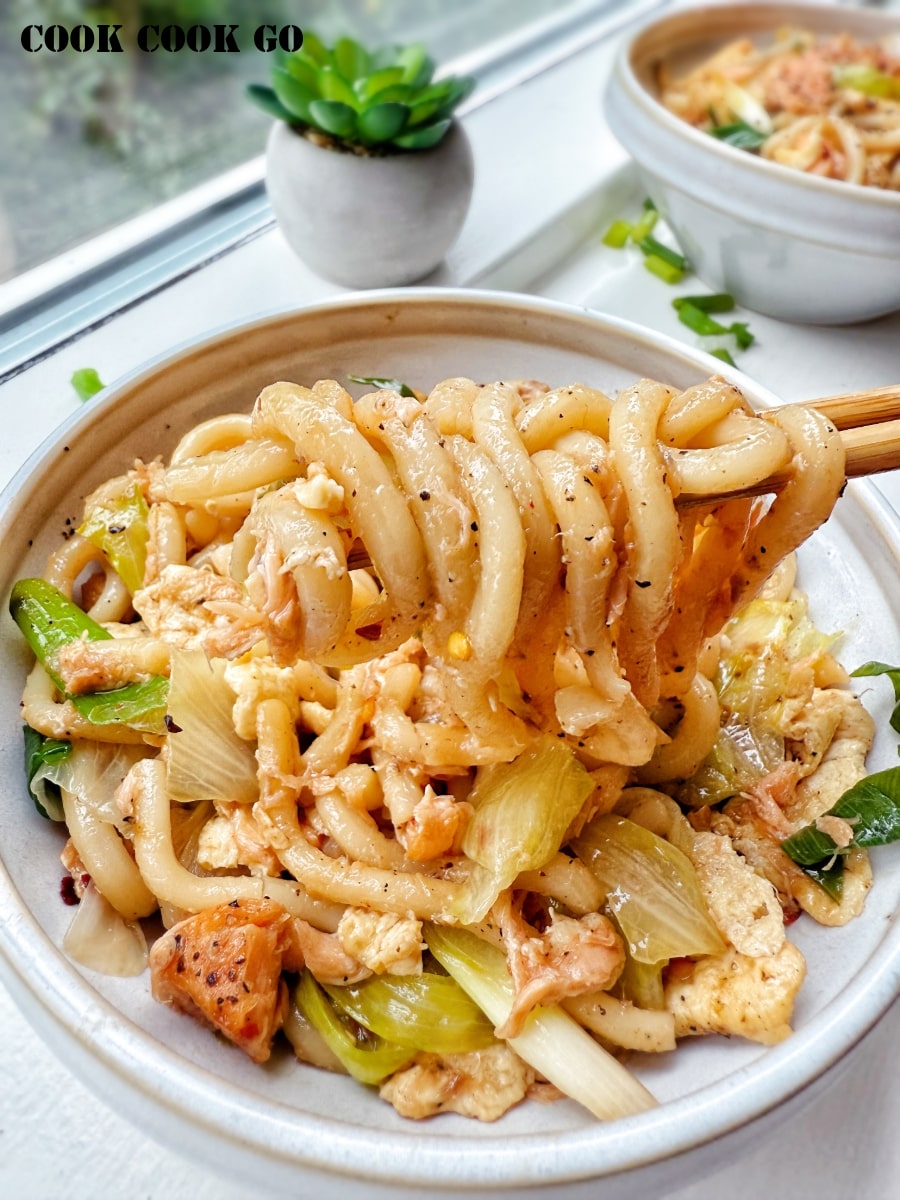 salmon udon noodles